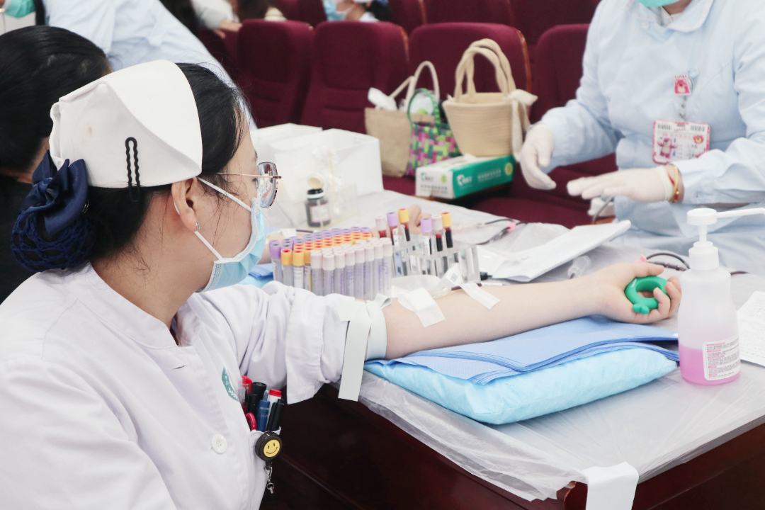 5VaX4O6r_c9IZ (1).jpg